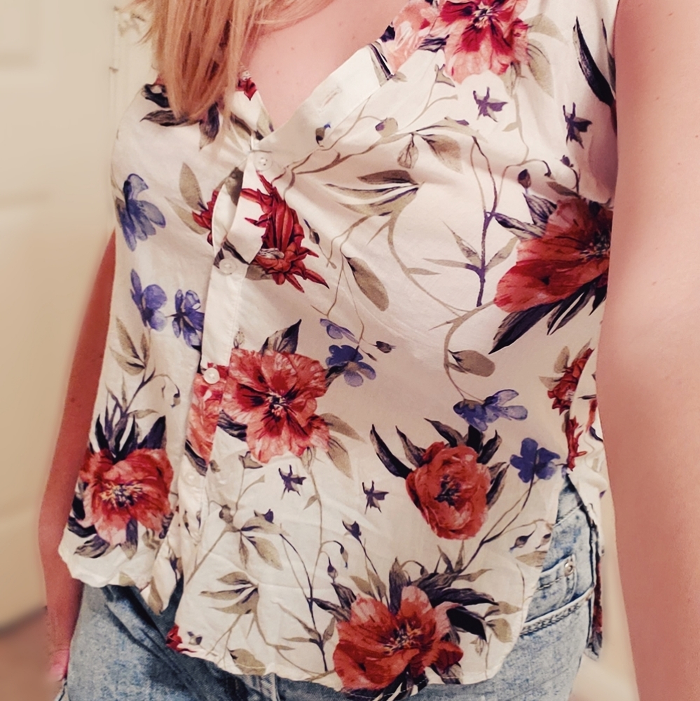 Floral button up collared tank top